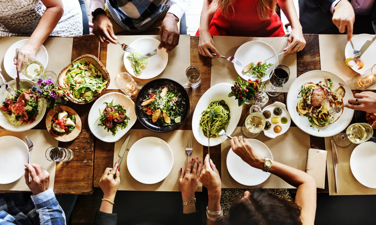Assortiment de repas équilibrés répartis sur la semaine